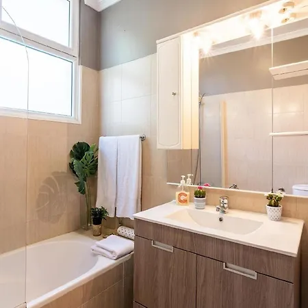 Ferienwohnung Fuer 4 Personen Ca 110 Qm In Funchal, Madeira Und Umgebung Apartment Funchal (Madeira)
